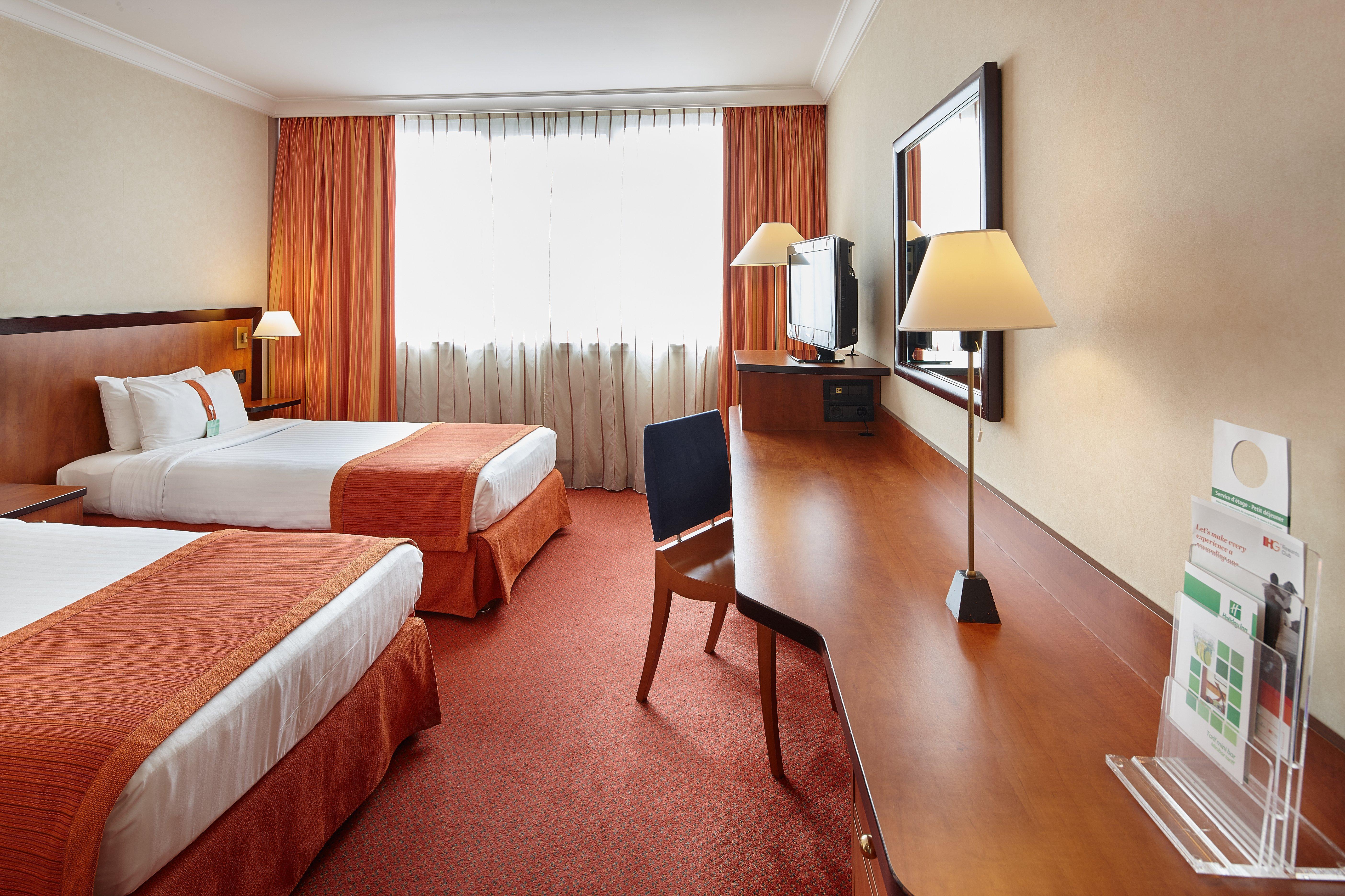 Hotel Doubletree By Hilton Paris Bougival Exteriér fotografie