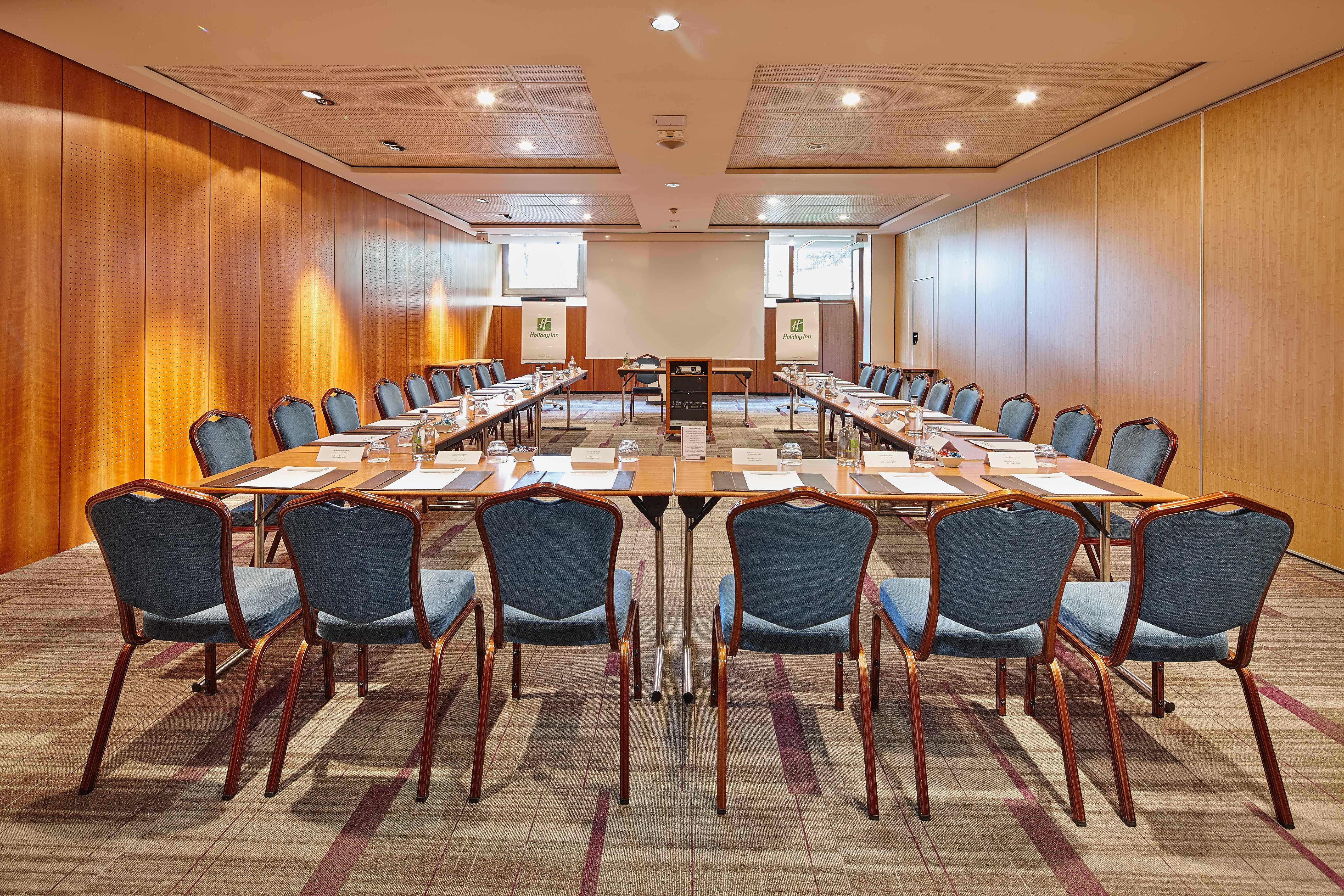 Hotel Doubletree By Hilton Paris Bougival Exteriér fotografie
