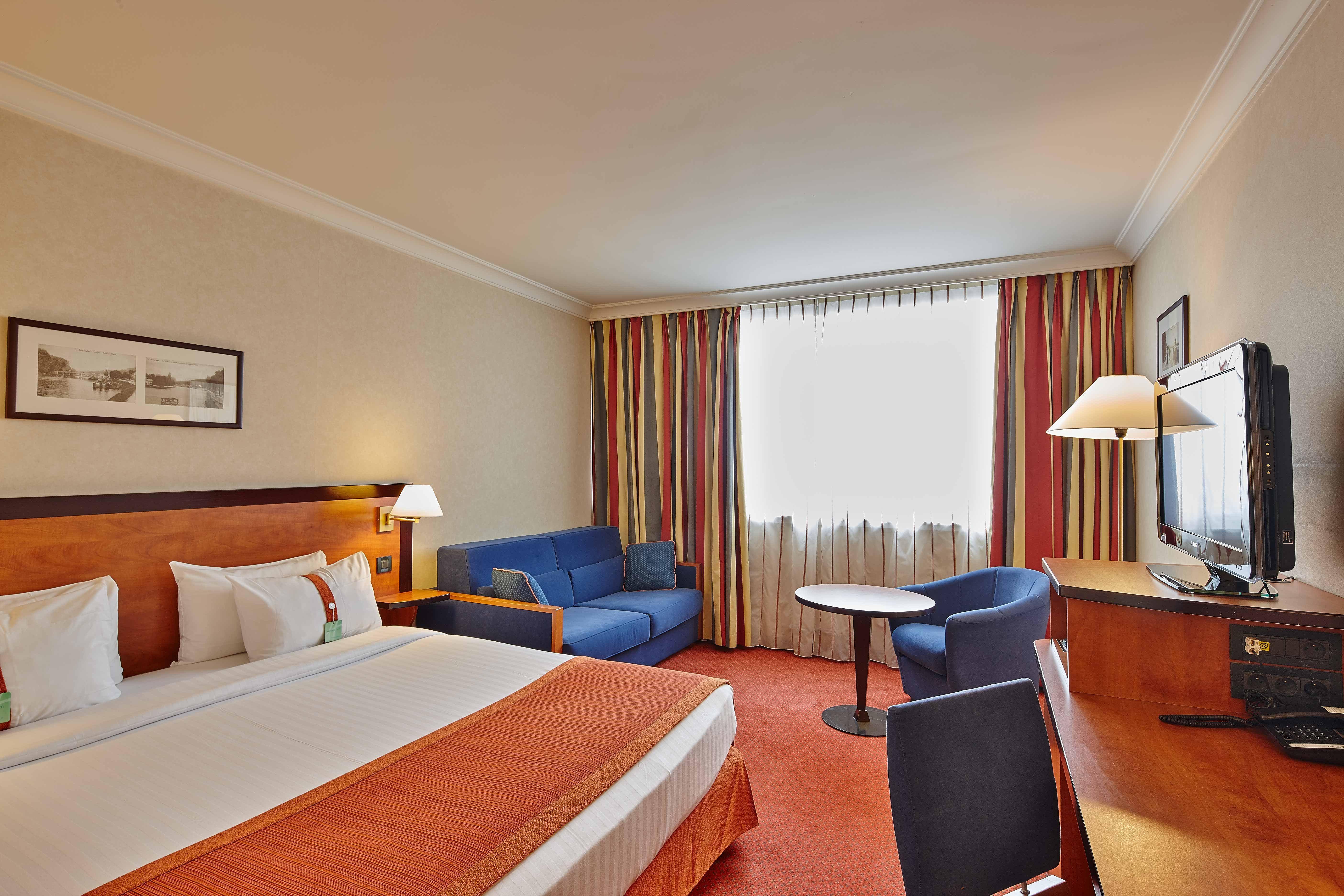 Hotel Doubletree By Hilton Paris Bougival Exteriér fotografie