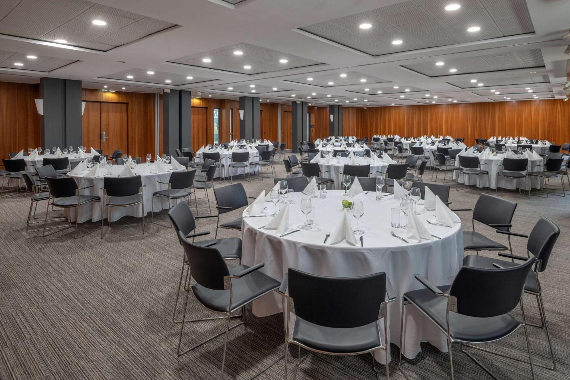 Hotel Doubletree By Hilton Paris Bougival Exteriér fotografie