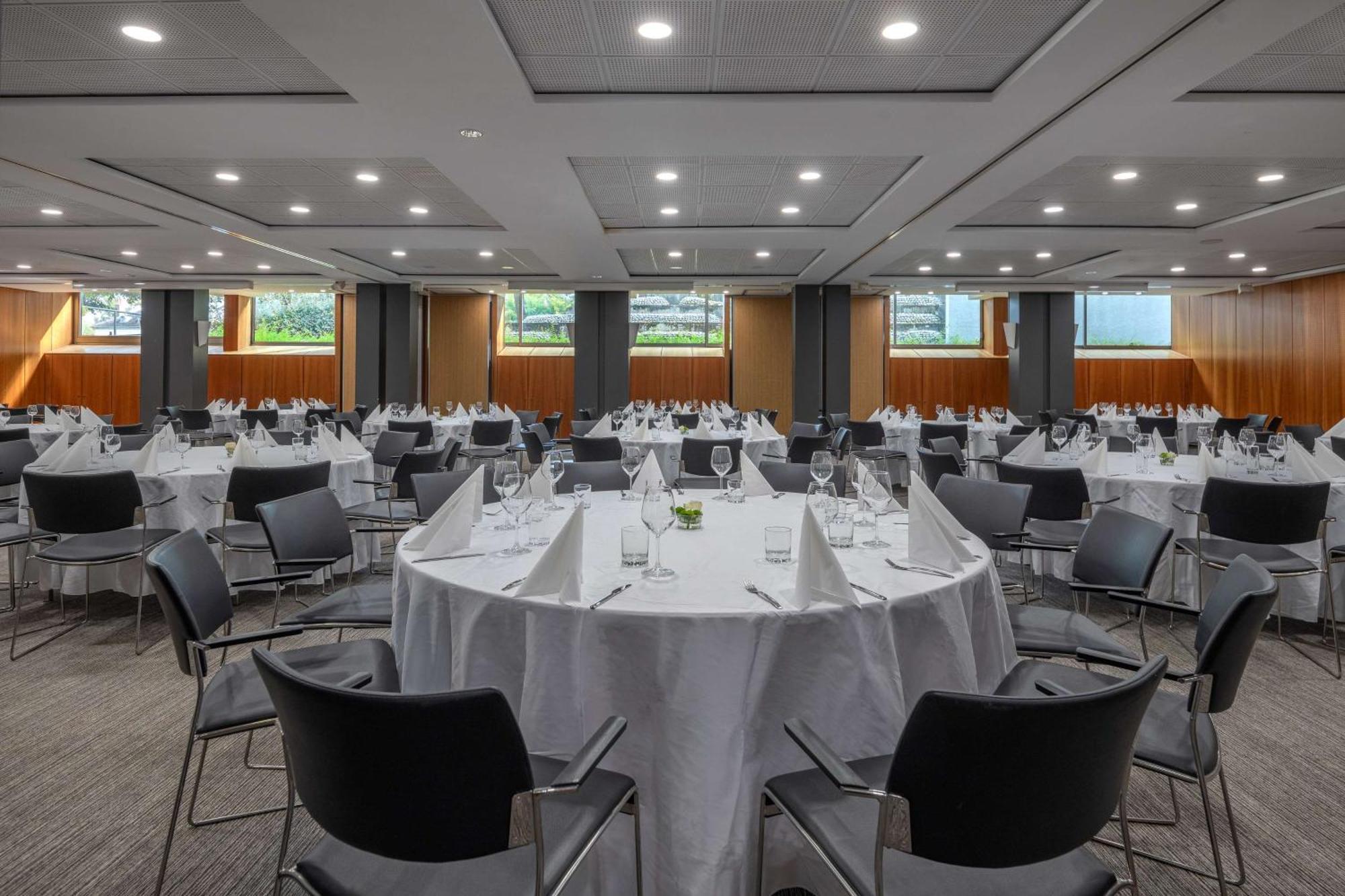 Hotel Doubletree By Hilton Paris Bougival Exteriér fotografie