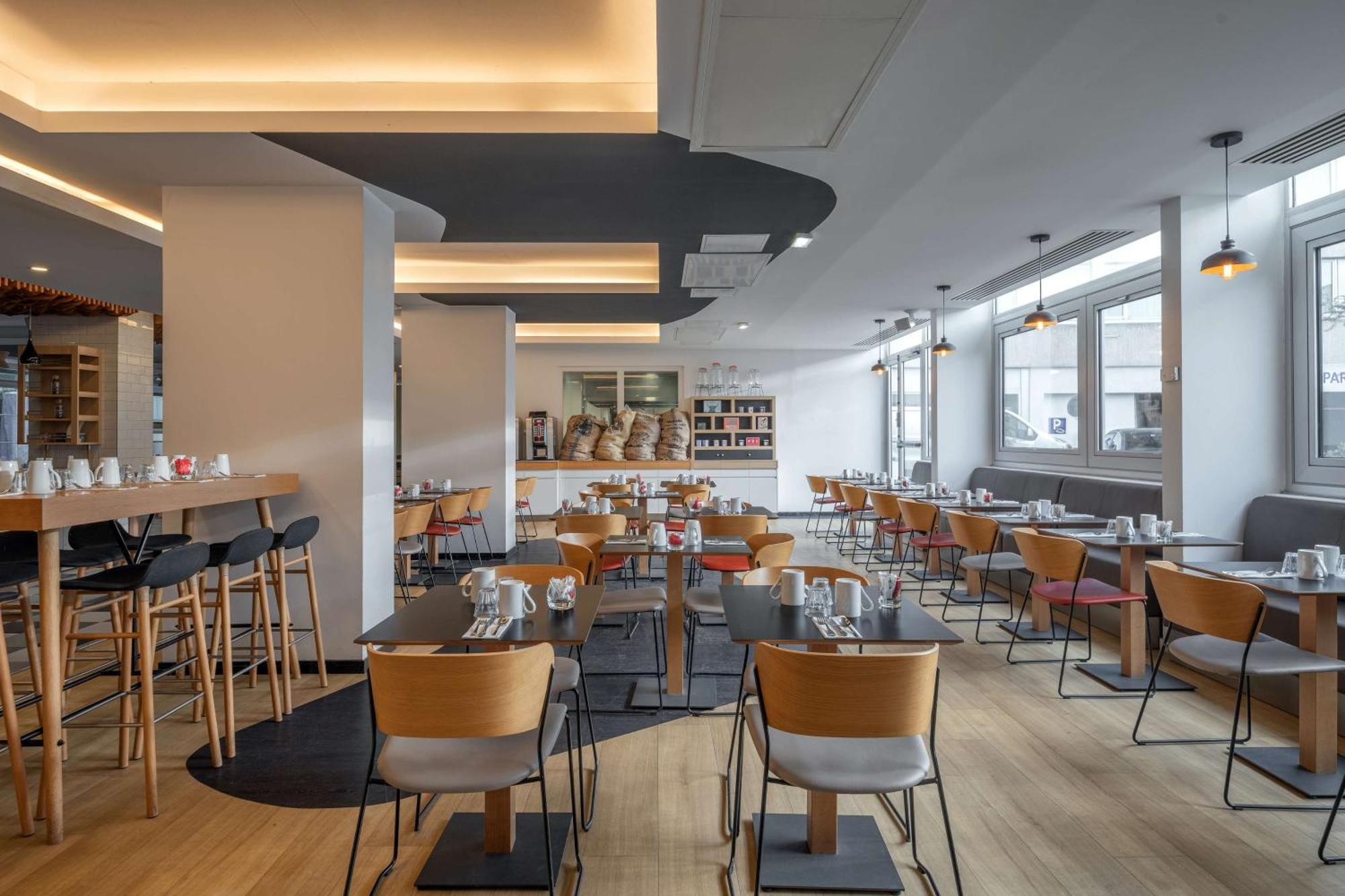 Hotel Doubletree By Hilton Paris Bougival Exteriér fotografie